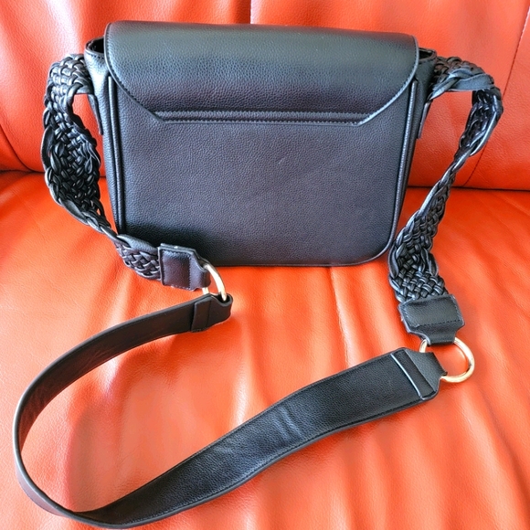 Leather crossbody bag - Picture 2 of 3